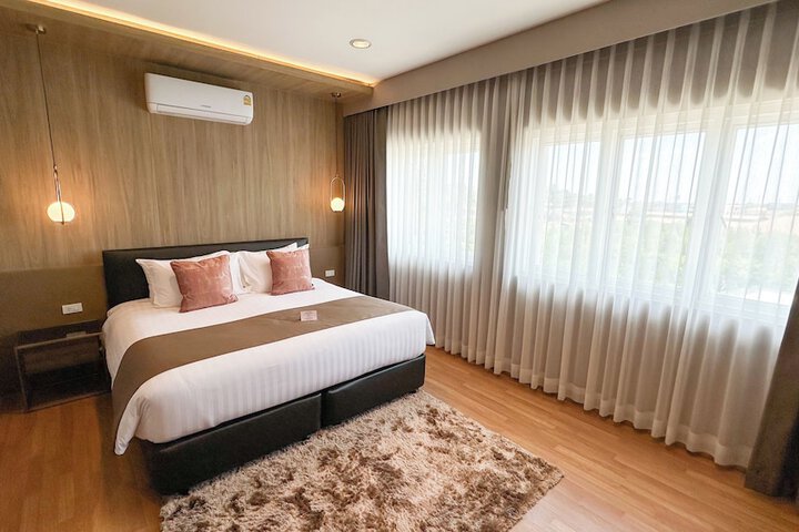 Room 11 of 55