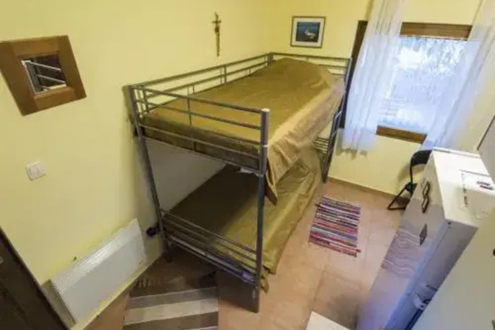 Room 3 of 24