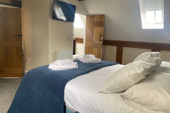 Room 13 of 44