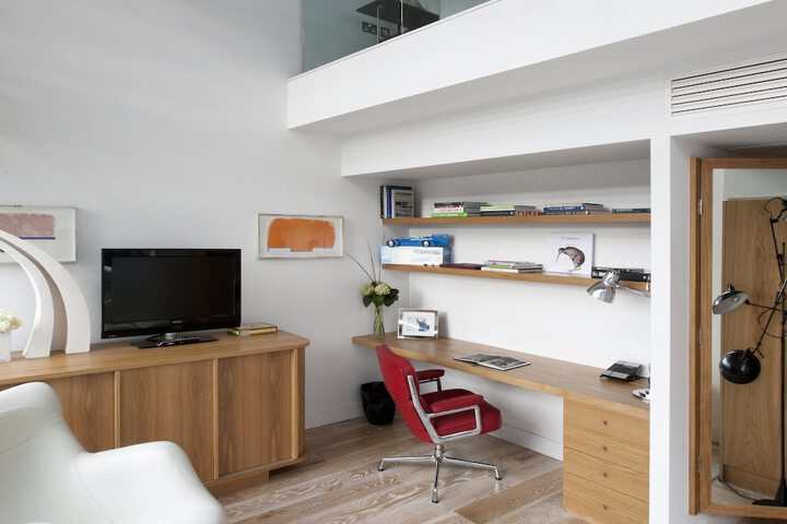 Room 10 of 68