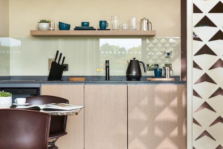 Private kitchenette