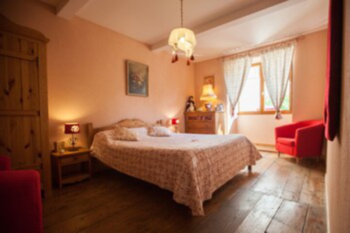Room 8 of 23