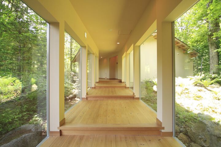 Ballroom/Hall 16 of 23