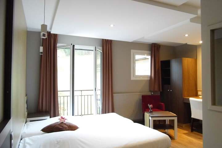 Room 10 of 55
