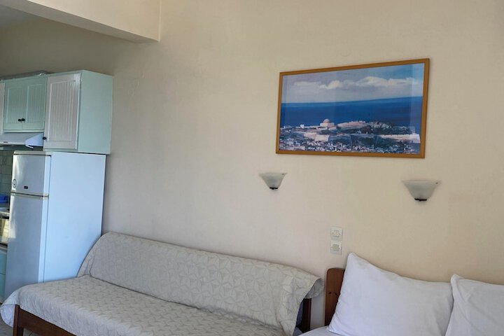 Room 14 of 75