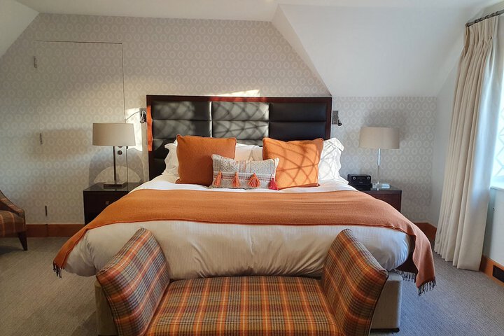 Room 50 of 301