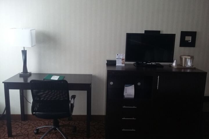 Room 46 of 71