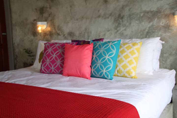 Room 4 of 52