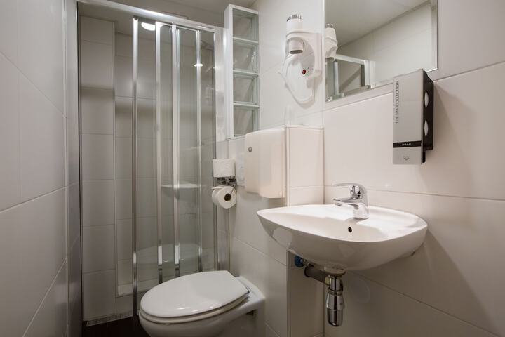 Clean Restrooms