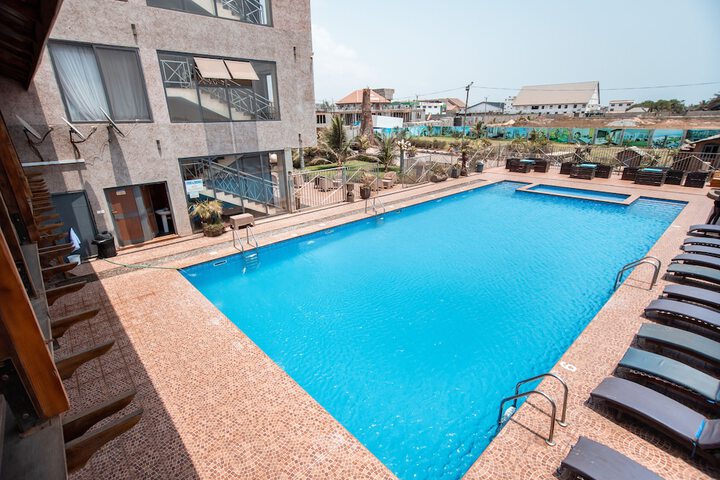 Pool 60 of 112