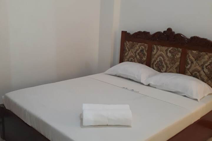Room 4 of 21