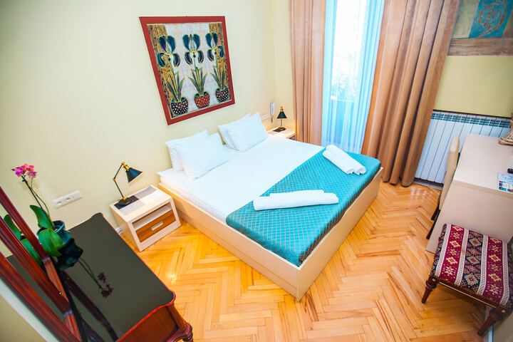 Room 15 of 91