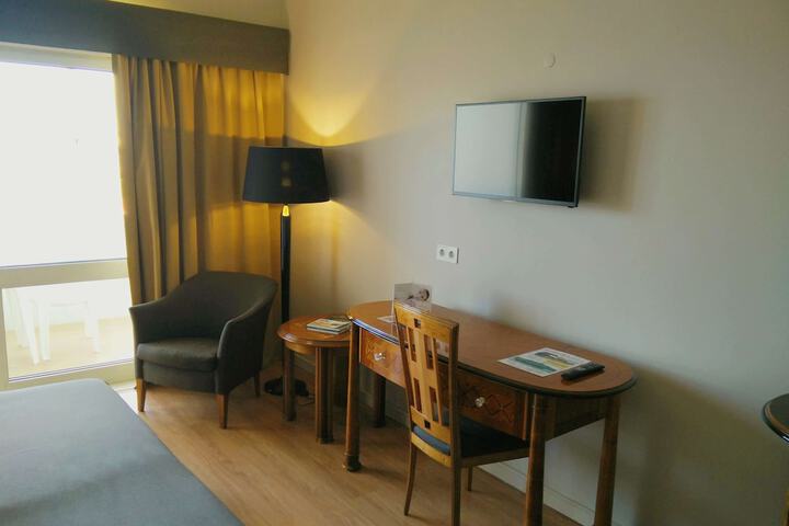 Room 18 of 88