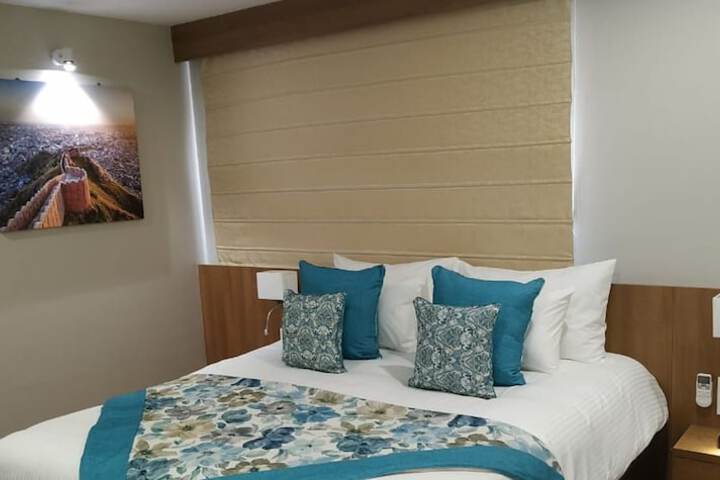 Room 5 of 31