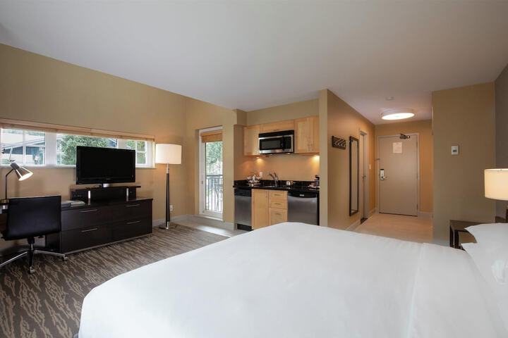 Room 14 of 120