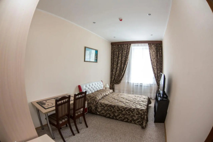 Room 2 of 14