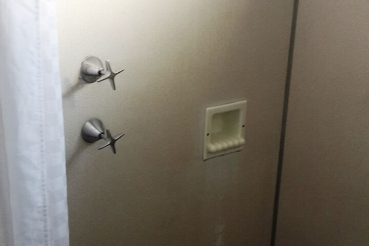 Room 56 of 68