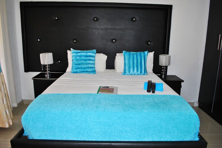 Room 8 of 41