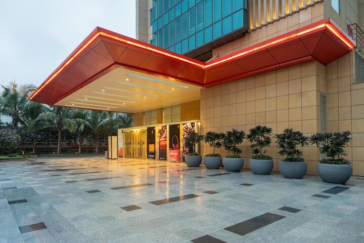 Radisson RED Indore