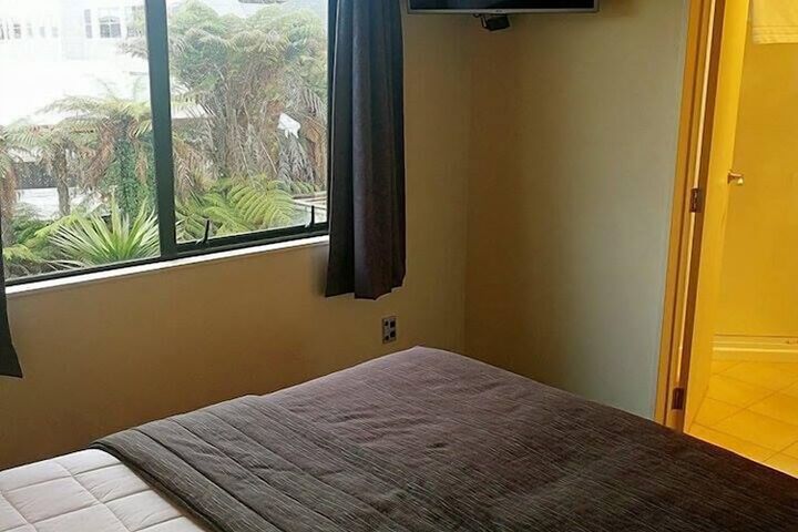 Room 19 of 59