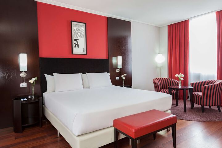 Room 10 of 55