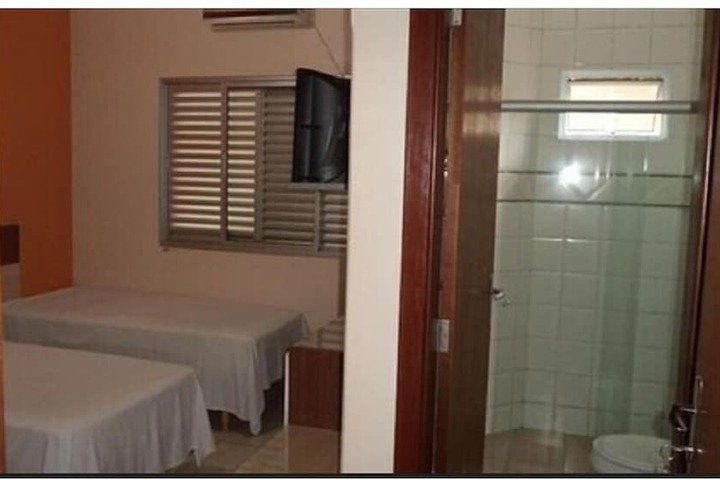 Room 15 of 35