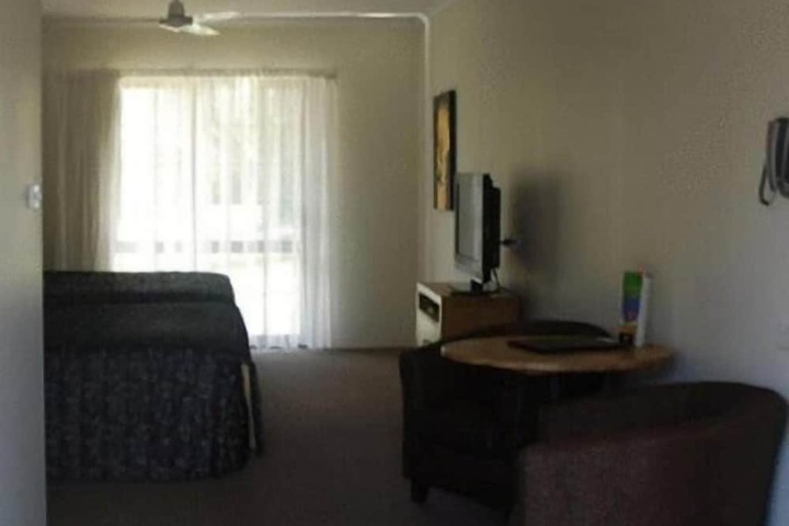 Room 12 of 43