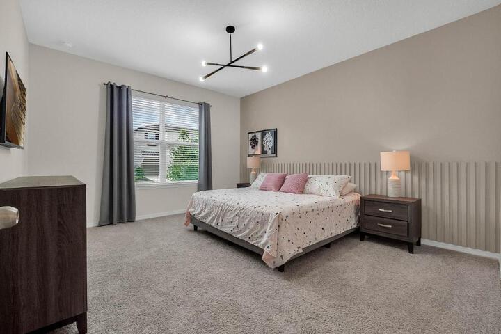 Bedrooms 6.5 Bathrooms Solara 9028 FK