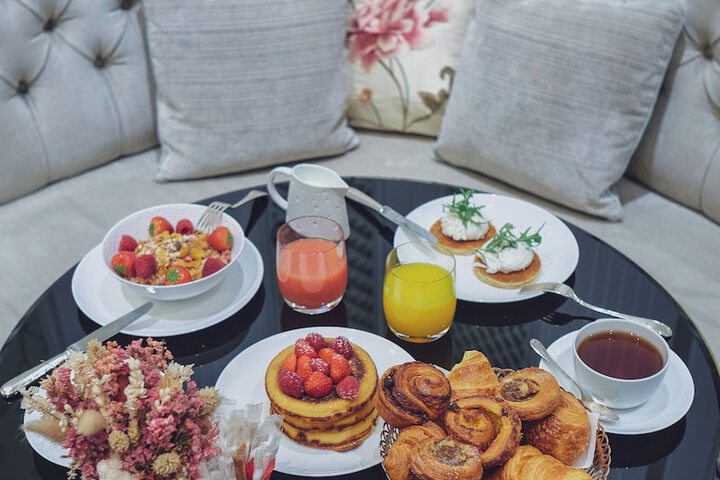 Breakfast/Coffee Service 69 of 75