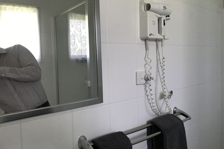 Room 127 of 152