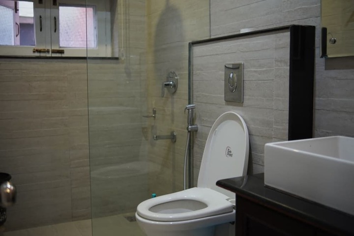 Room 15 of 30