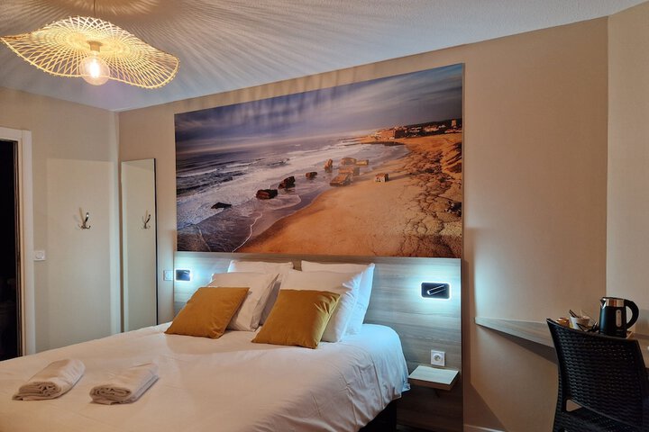 Room 8 of 43