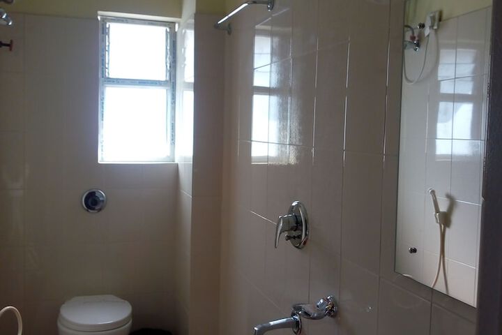 Room 25 of 36