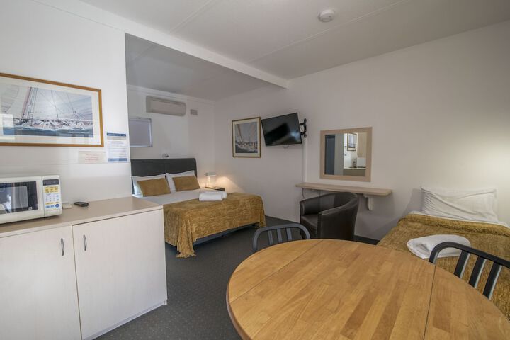 Room 7 of 21