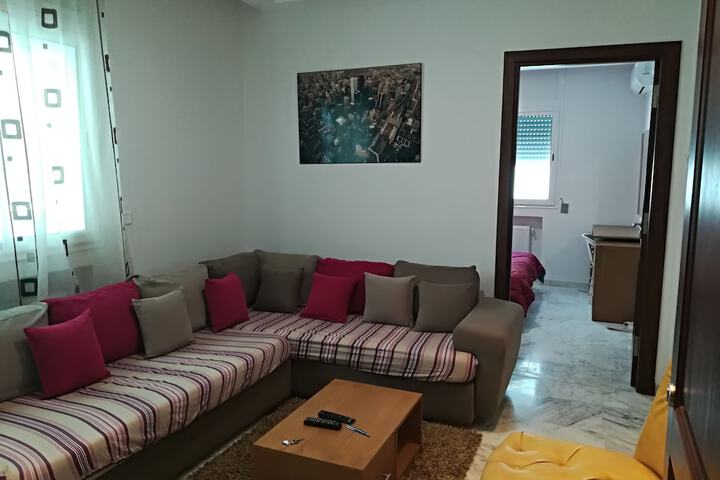 Room 9 of 16