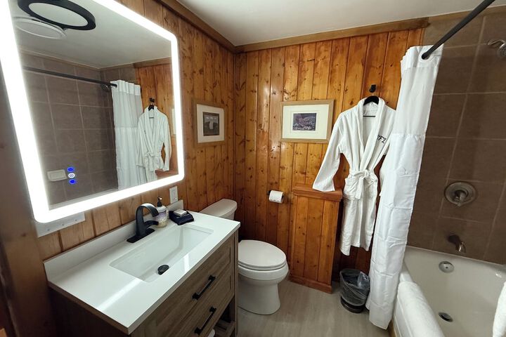 Room 17 of 41
