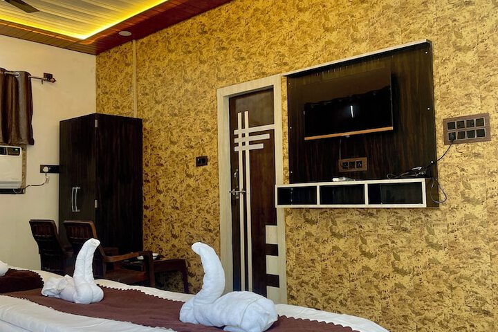 Room 18 of 44