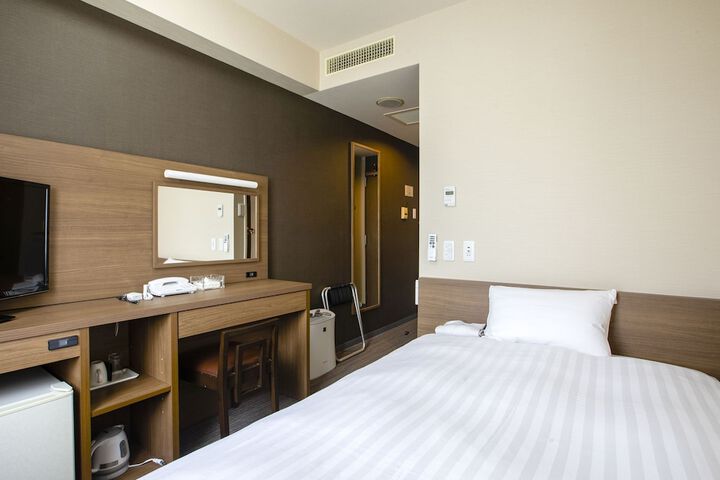 Room 5 of 44