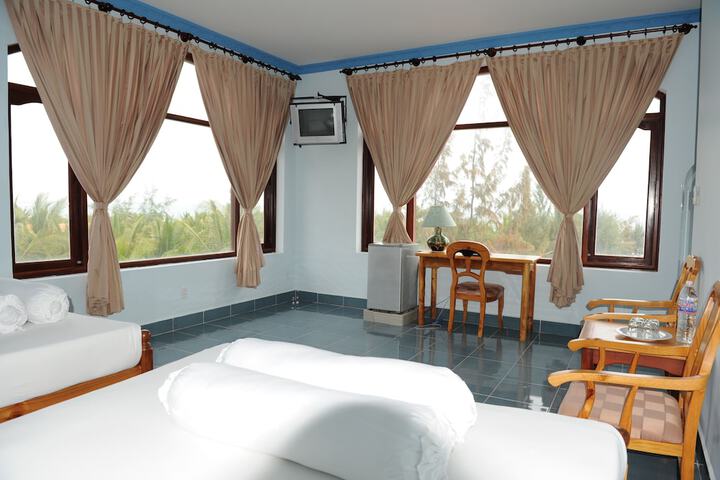 Room 10 of 62