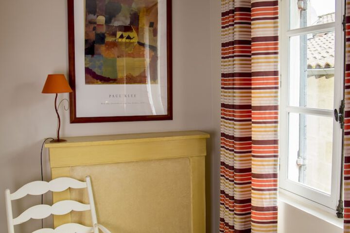 Room 15 of 136