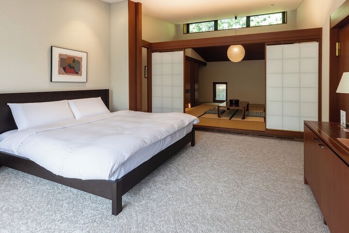 Room 7 of 20