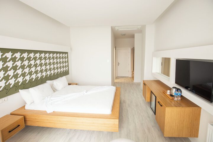 Room 12 of 47