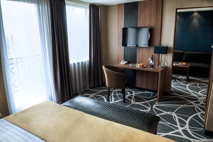 Room 22 of 69