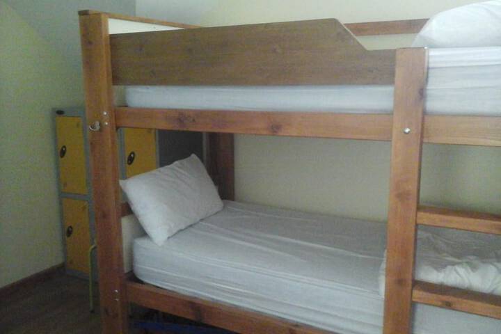 Room 11 of 20