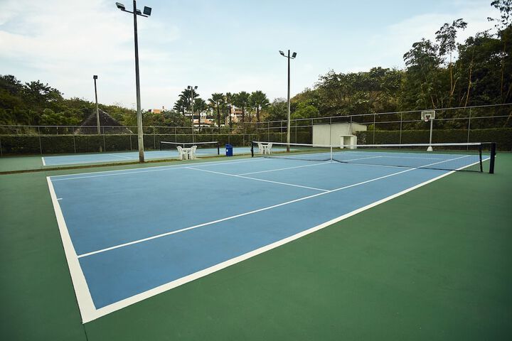 Tennis court