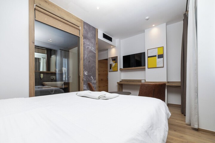 Room 19 of 26