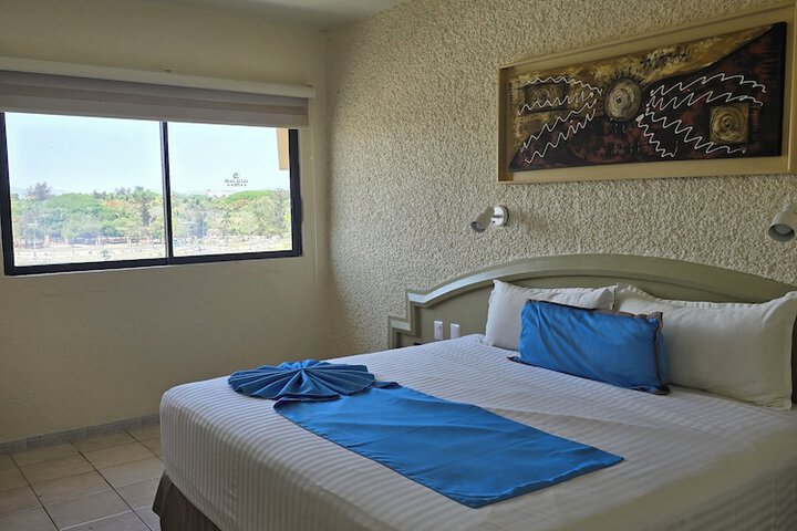 Room 15 of 46