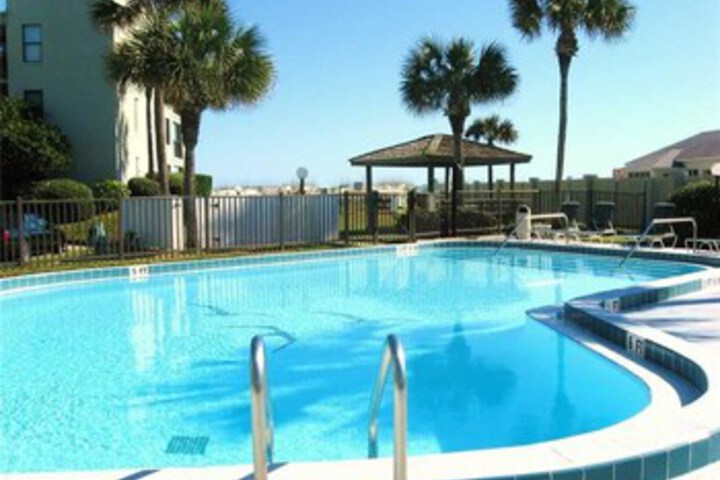 Pool 17 of 31