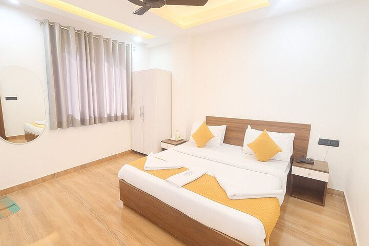 Room 18 of 33