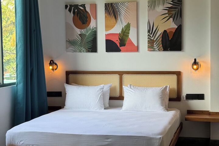 Room 3 of 36